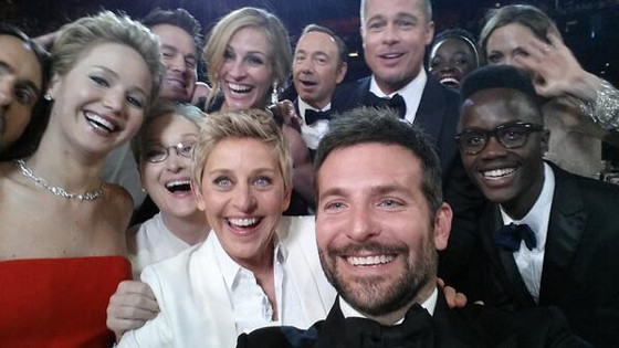 Selfie_Oscars_2014