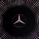 Mercedes rajeunit son image avec un spot publicitaire moderne et tendance
