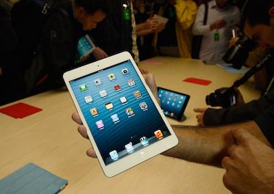 L'iPad Mini est disponible en blanc ou en noir