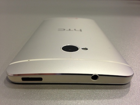 HTC a tout compris en équipant son One d'une façade arrière en alu brossé