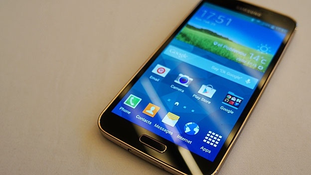 Le design Samsung Galaxy S5 quasi identique à son prédécesseur